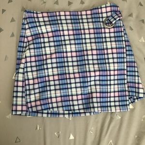 Selling a cute skirt!